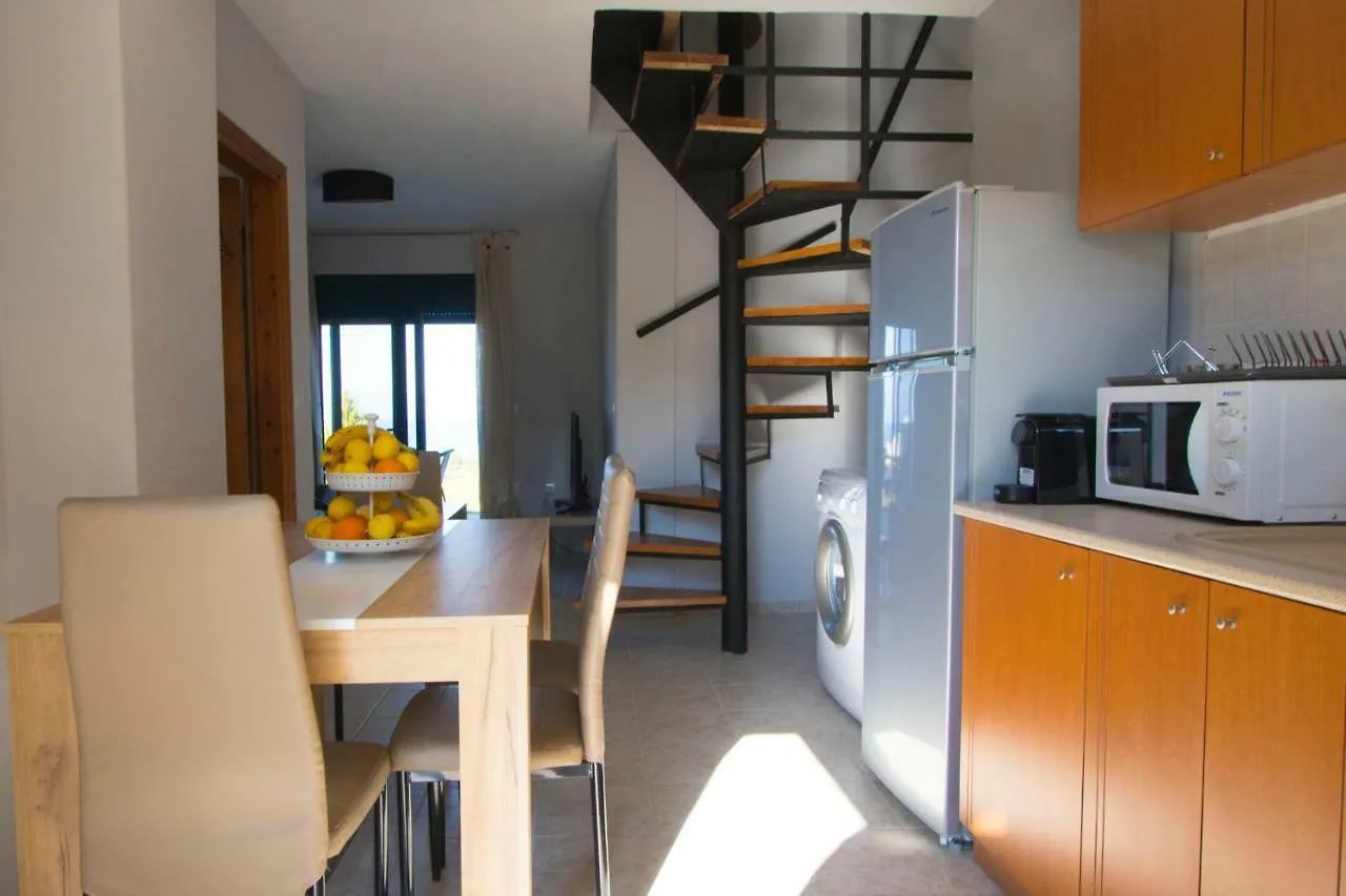 Plagia Shared Pool Maisonettes, Hanioti Kassandra