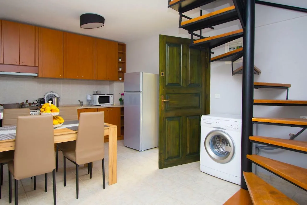 Holiday home Plagia Shared Pool Maisonettes, Hanioti Kassandra